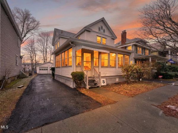 23 Woodrow Court, Troy, NY 12180