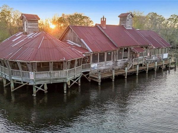 29592 LA 22 Highway, Springfield, LA 70462