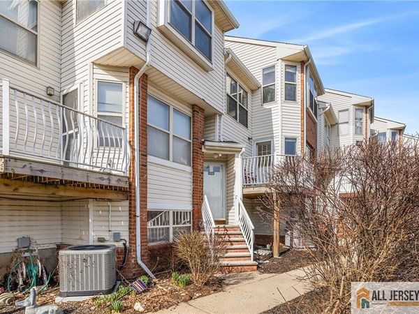 838 Harbortown Boulevard, Perth Amboy, NJ 08861