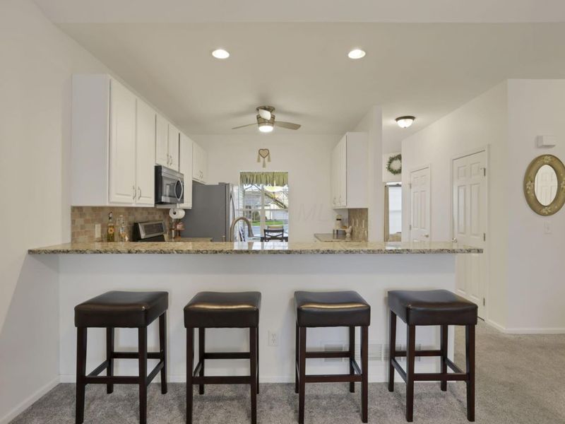 157 Pebble Creek Drive, Pataskala, OH 43062 Photo 11