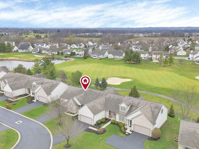 157 Pebble Creek Drive, Pataskala, OH 43062 Photo 2