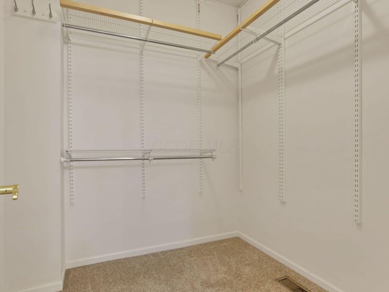 157 Pebble Creek Drive, Pataskala, OH 43062 Photo 24