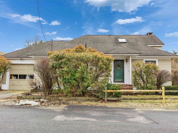 54 West Street, Swanzey, NH 03446