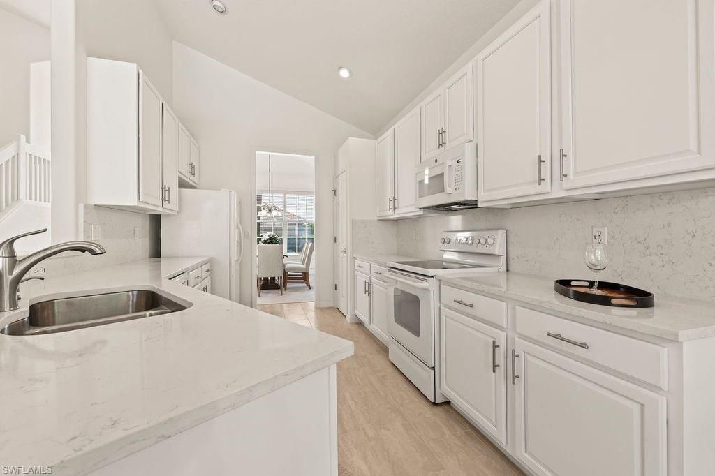 17887 Modena Rd, Miromar Lakes, FL 33913 Photo