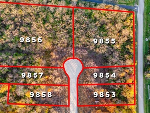 1798 Fawnwood Court, Fairborn, OH 45324