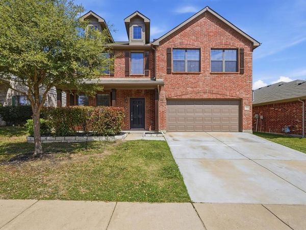 4301 Summer Star Lane, Fort Worth, TX 76244