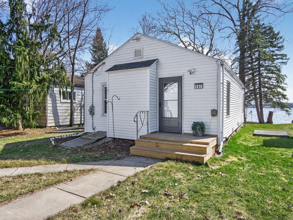 107 Studer Drive, Grass Lake, MI 49240