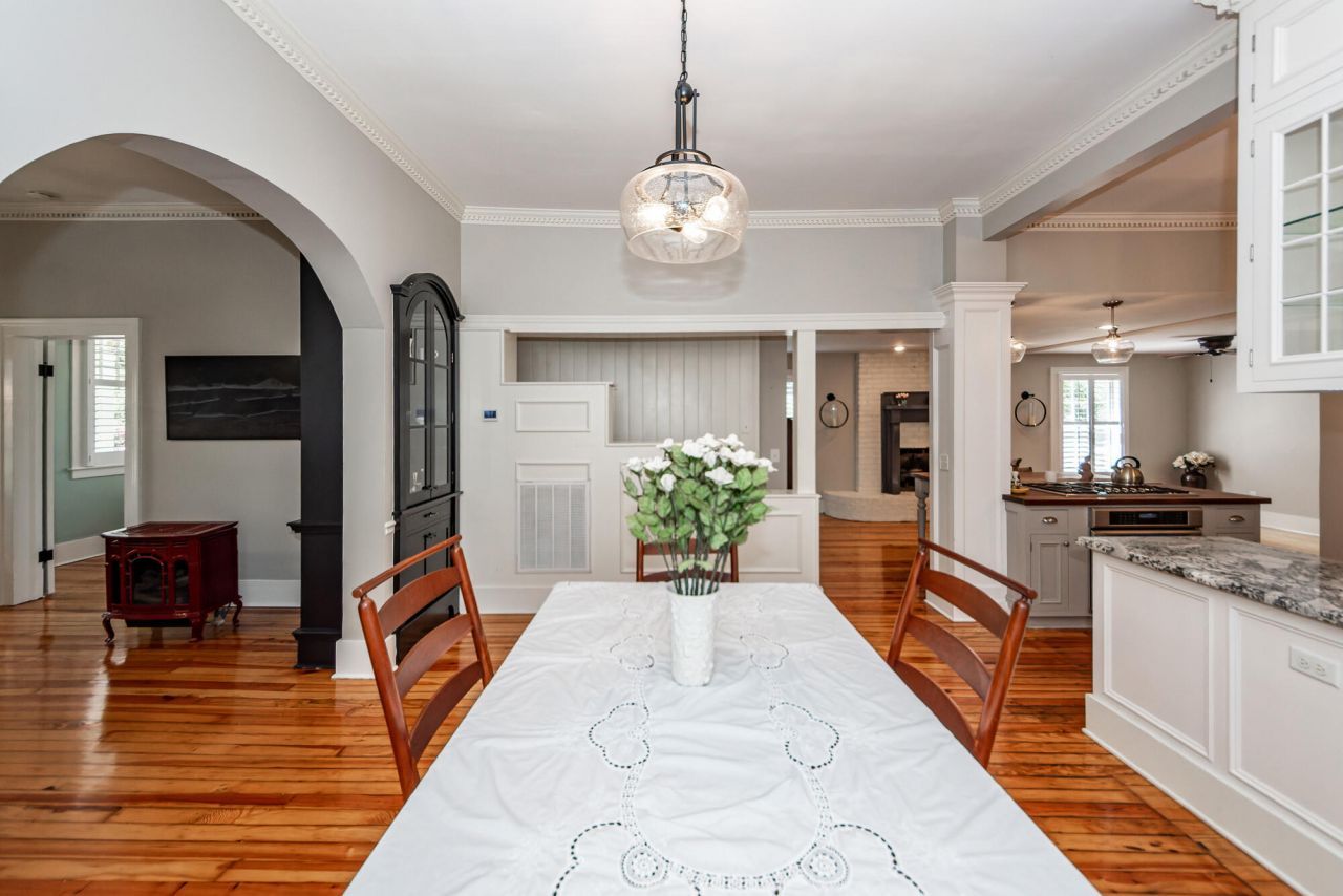 308 S Main Street Photo 16