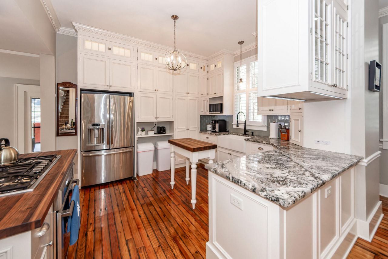 308 S Main Street Photo 17