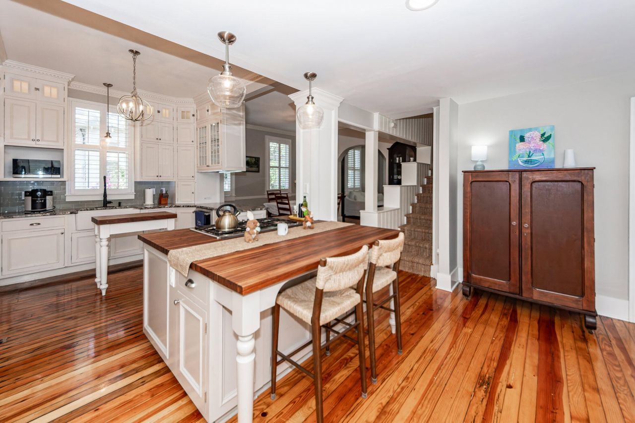 308 S Main Street Photo 22