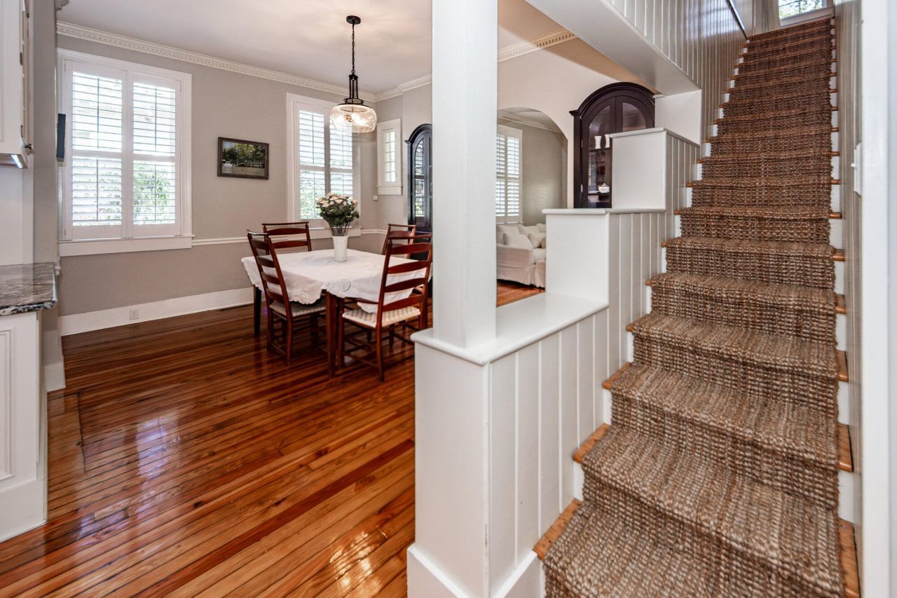 308 S Main Street Photo 32