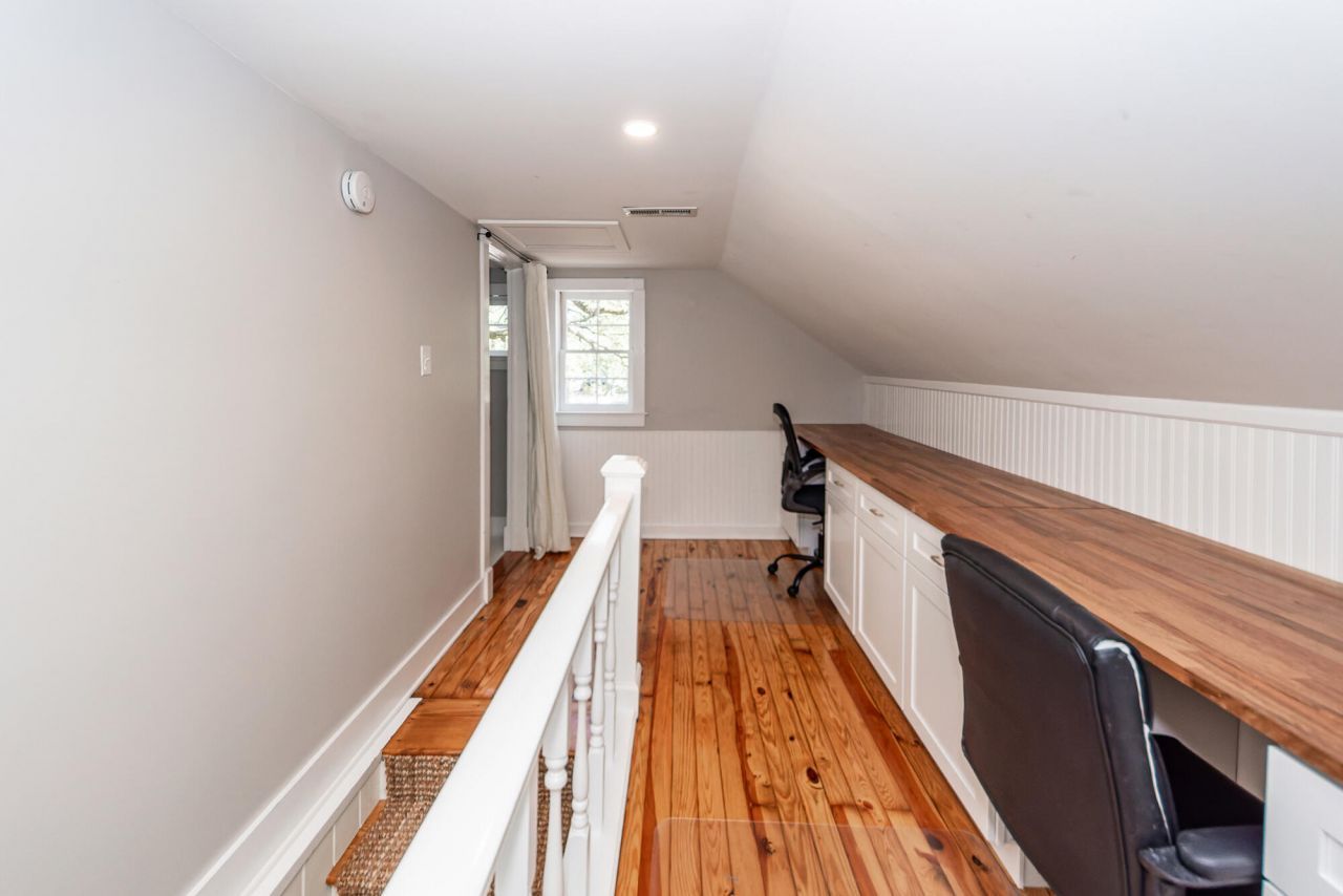 308 S Main Street Photo 34