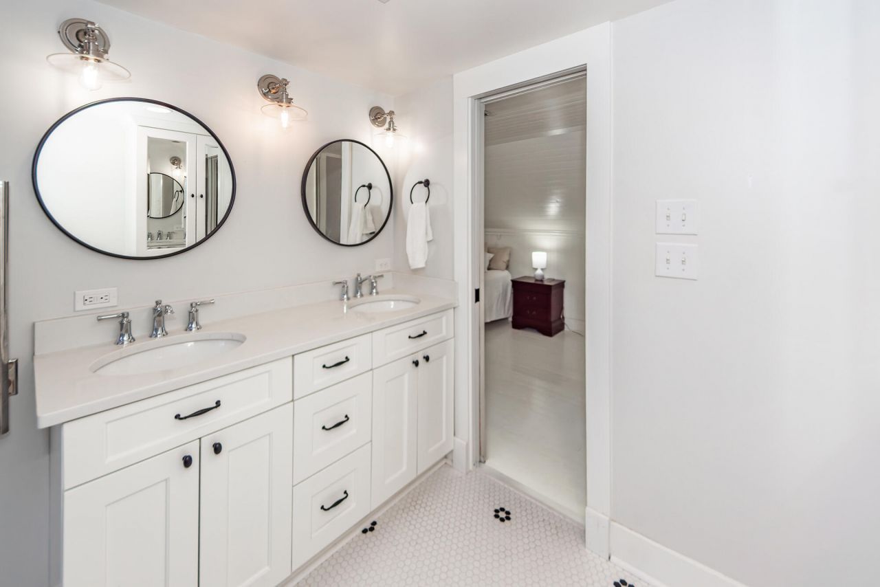 308 S Main Street Photo 41