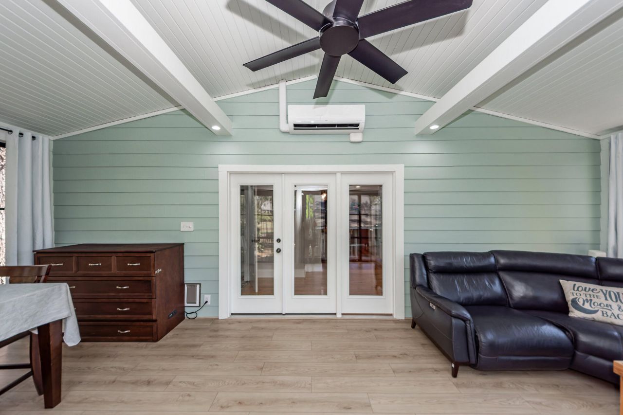 308 S Main Street Photo 54