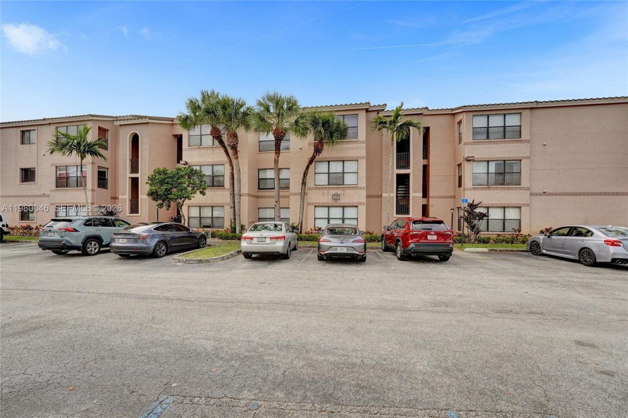 2846 S University Dr , Unit 4102, Davie, FL 33328 Photo