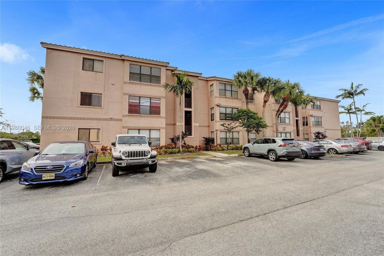 2846 S University Dr , Unit 4102, Davie, FL 33328 Photo