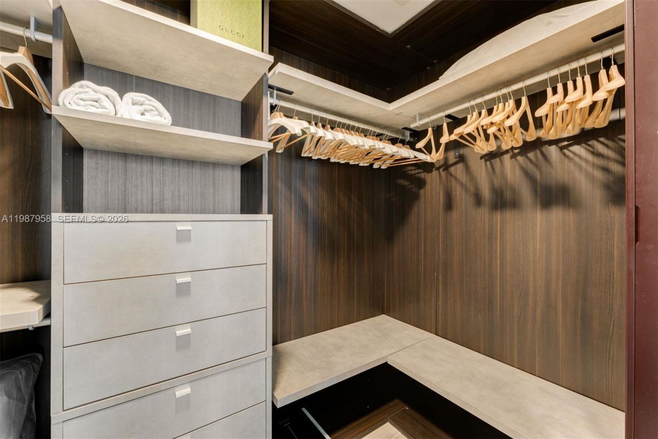 801 S Miami Ave , Unit 3509, Miami, FL 33130 Photo