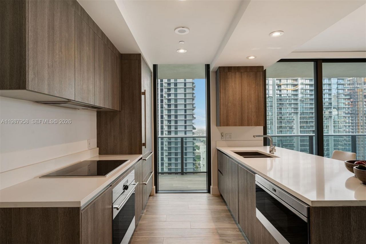 801 S Miami Ave , Unit 3509, Miami, FL 33130 Photo