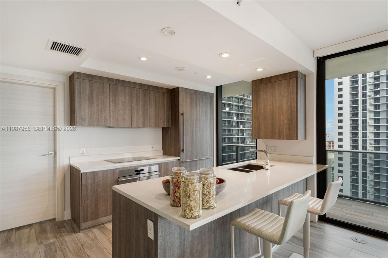 801 S Miami Ave , Unit 3509, Miami, FL 33130 Photo