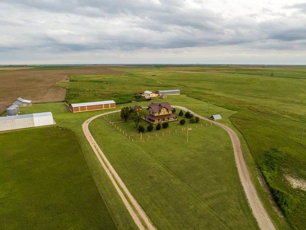 2680 Grants Villa Road, Victoria, KS 67671