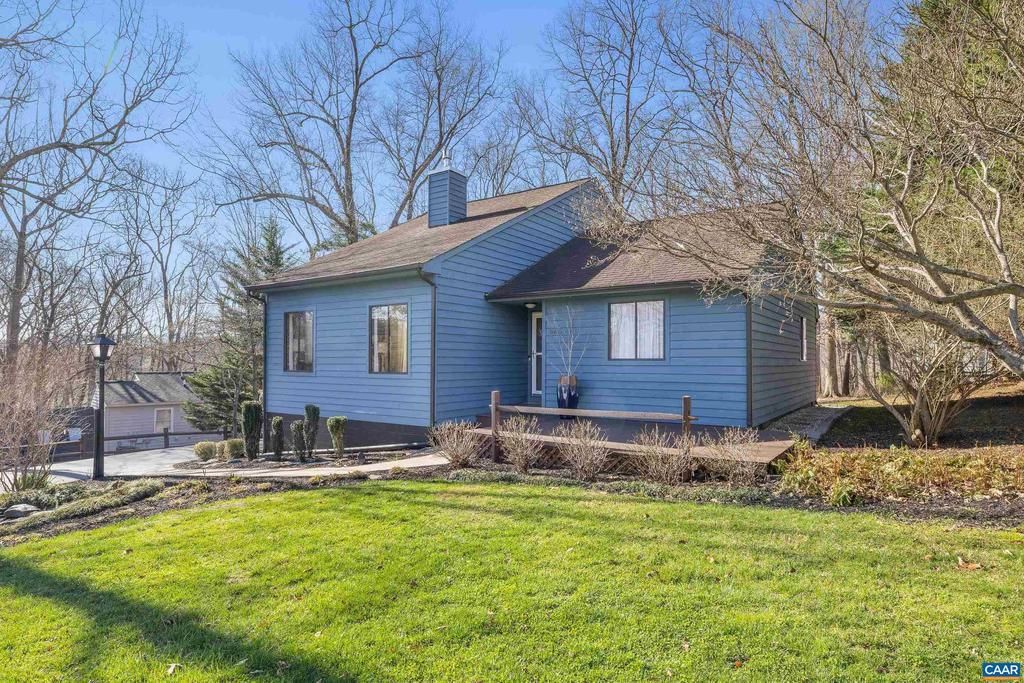 5485 Jamestown Ct, Crozet, VA 22932 Main Photo