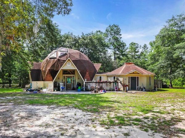 10381 Hardwick Rd. , Nichols, SC 29581