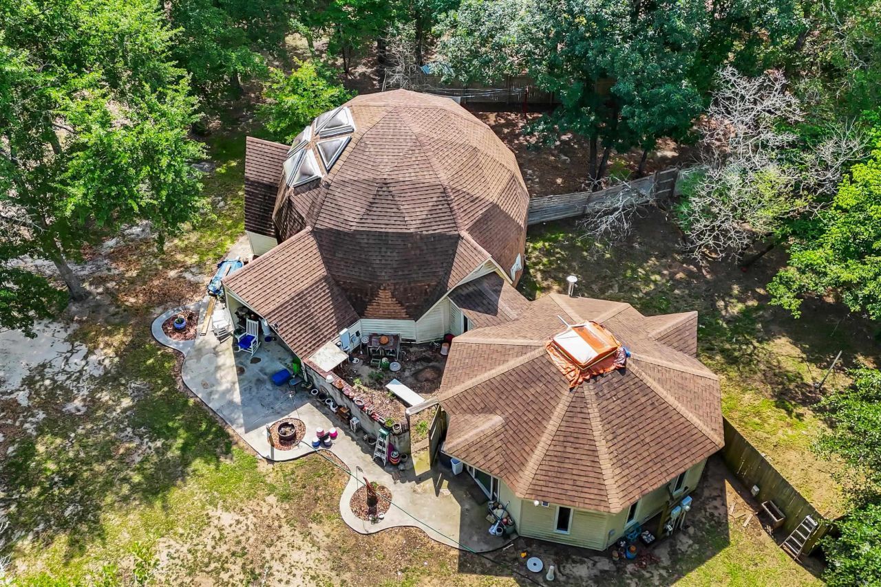 10381 Hardwick Rd. Photo 21