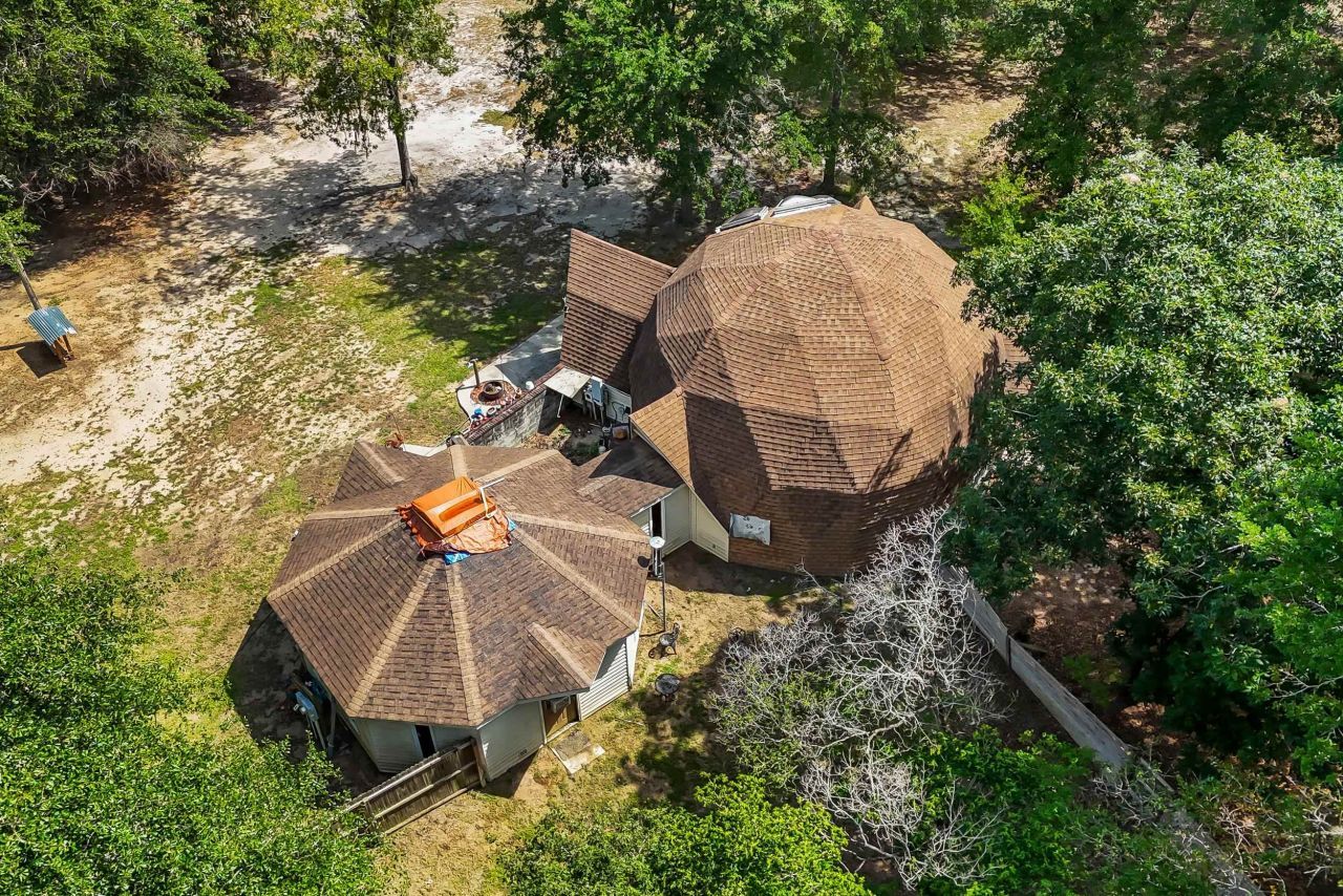 10381 Hardwick Rd. Photo 22