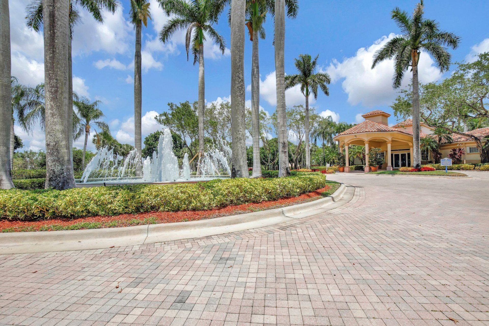 1294 NW 168th Avenue, Pembroke Pines, FL 33028 Photo