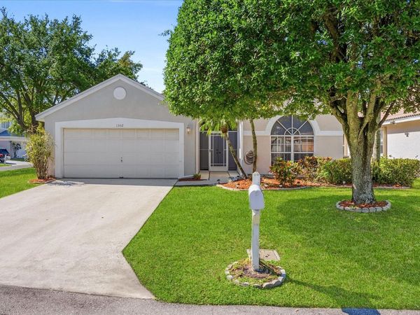 1352 E Fairfax Cir Circle E, Boynton Beach, FL 33436