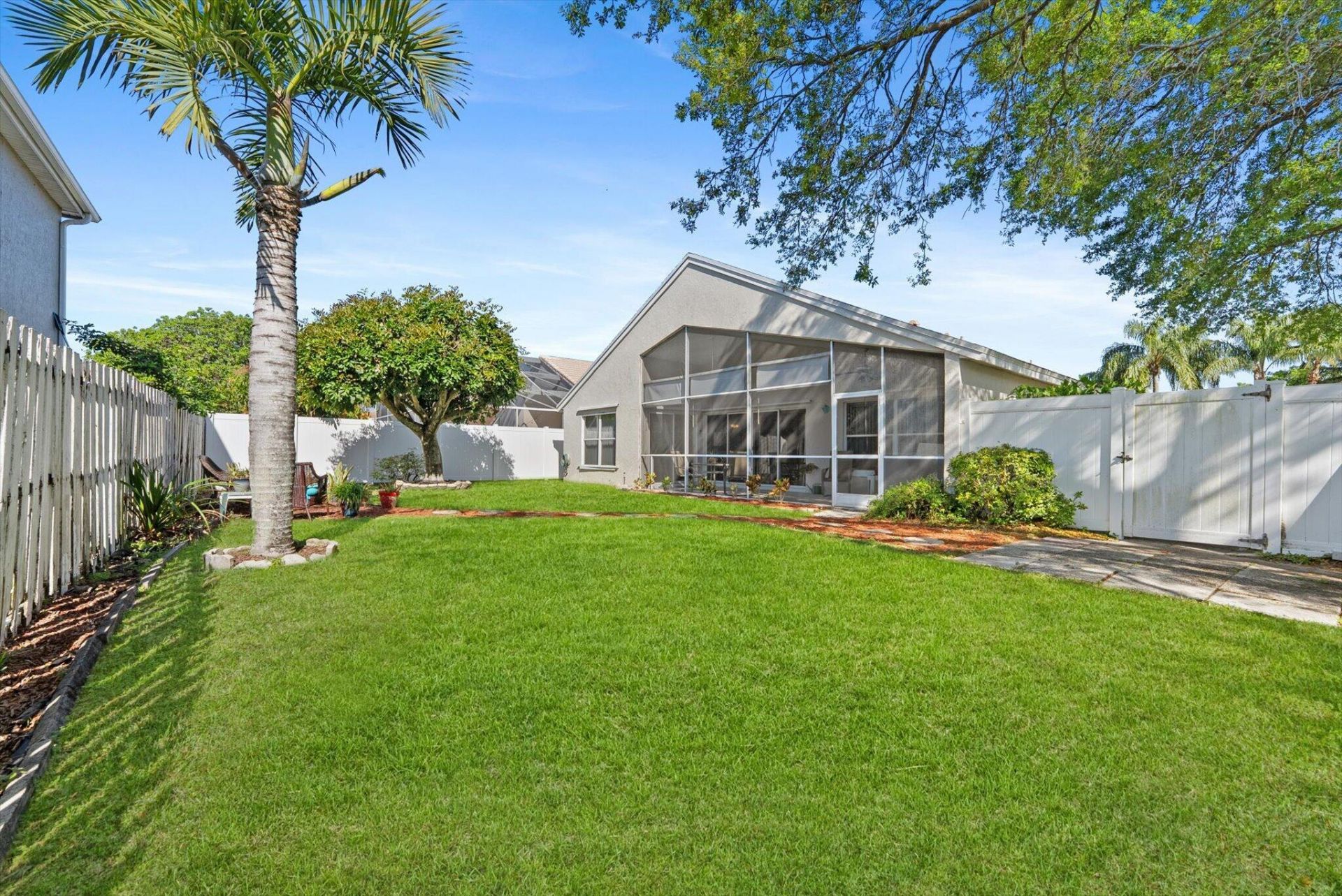 1352 E Fairfax Cir Circle E, Boynton Beach, FL 33436 Photo