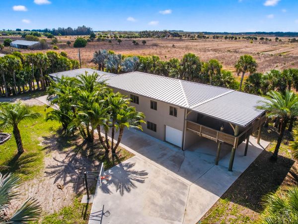 200 S Graves Road, Fort Pierce, FL 34945