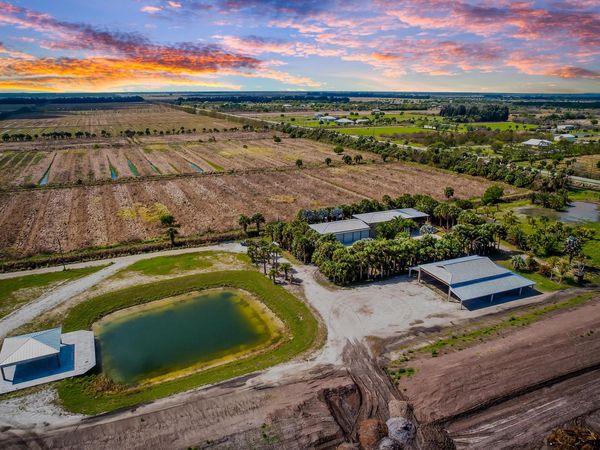 200 S Graves Road, Fort Pierce, FL 34945