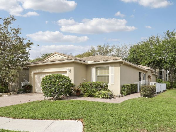 2199 Man Of War, West Palm Beach, FL 33411