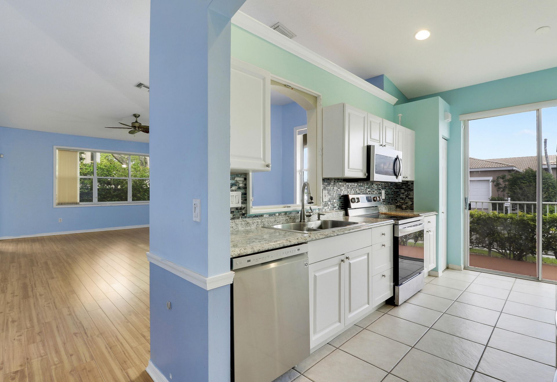 2199 Man Of War, West Palm Beach, FL 33411 Photo