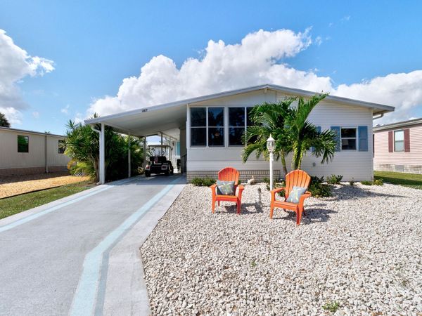 467 E Marlin Circle, Micco, FL 32976