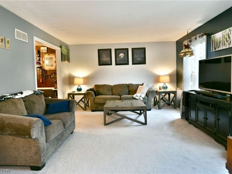 6389 Tara Drive, Youngstown, OH 44514 Photo 10