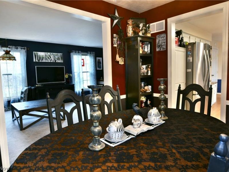 6389 Tara Drive, Youngstown, OH 44514 Photo 11