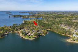 1007 Old Forge Court  photo 4