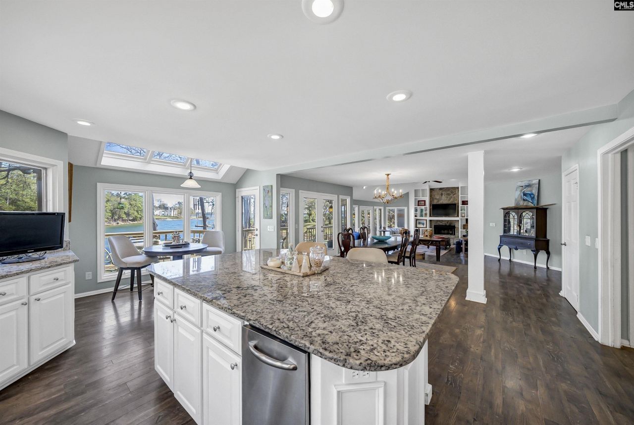 1007 Old Forge Court  Photo 8