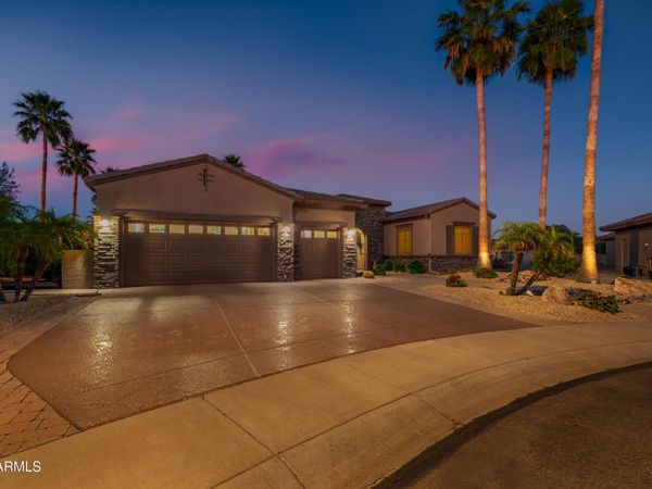15262 W MORNINGTREE Drive, Surprise, AZ 85374