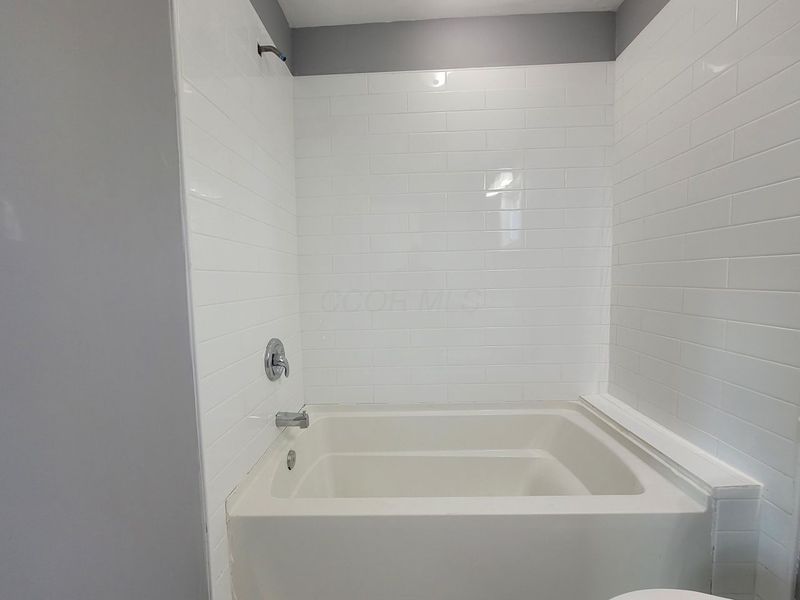 244 Clarendon Avenue, Columbus, OH 43223 Photo 15