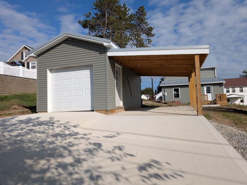 551 W Brown Street , New Lexington, OH 43764 Photo 5