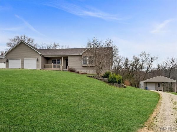 112 Bates Street , New Haven, MO 63068