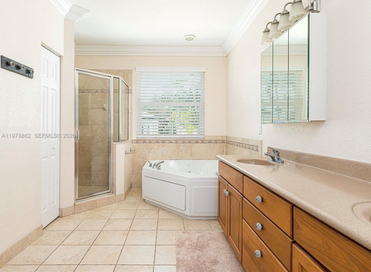 208 SE 15th St, Dania Beach, FL 33004 Photo