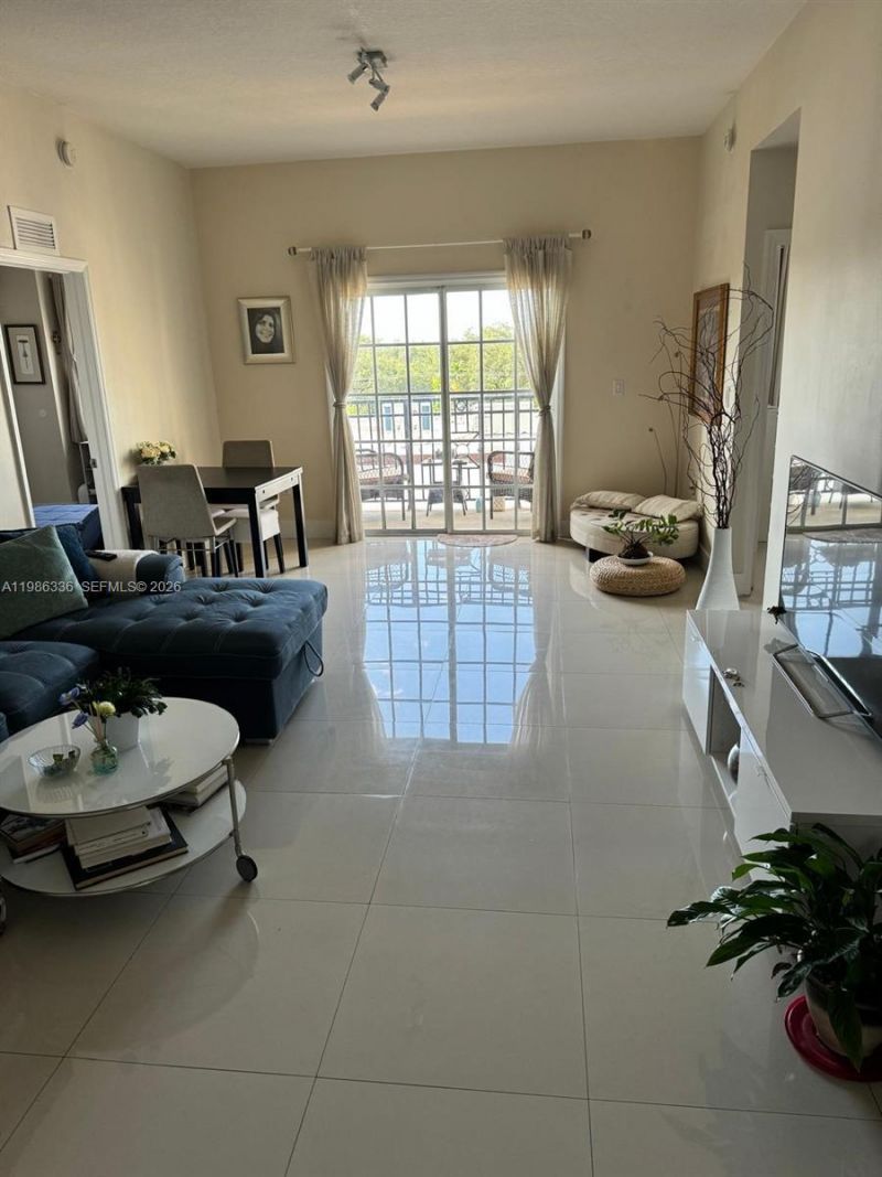 5271 SW 8th St , Unit 405, Miami, FL 33134 Photo