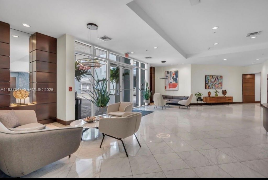 1881 79th St Cswy , Unit 705, North Bay Village, FL 33141 Photo