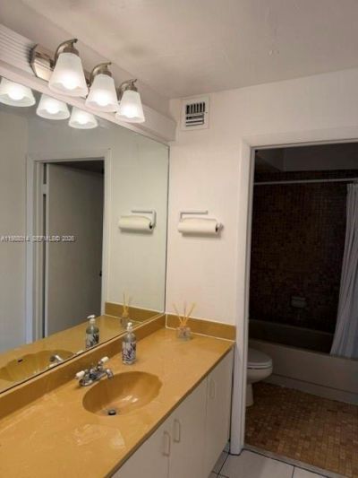 10825 SW 112 Av, Unit 6-215, Miami, FL 33176 Photo