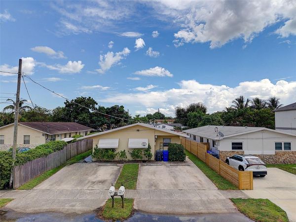 5850 Lincoln St , Hollywood, FL 33021