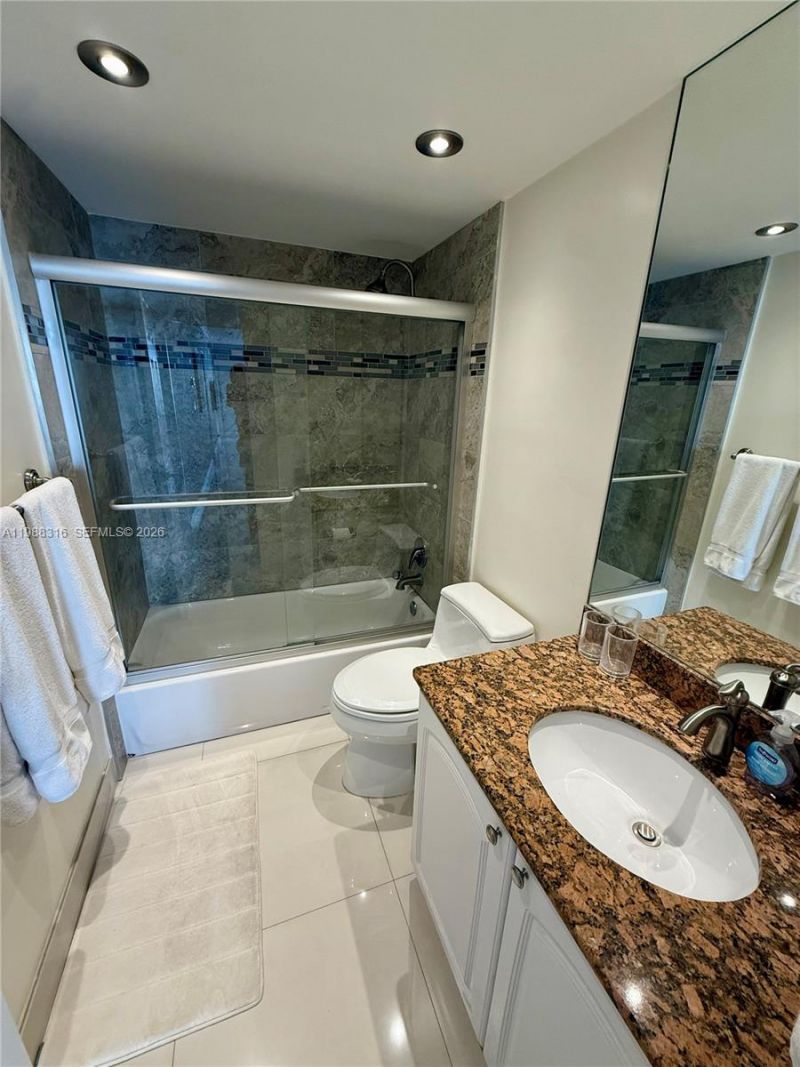 3901 S Ocean Dr, Unit 5W, Hollywood, FL 33019 Photo